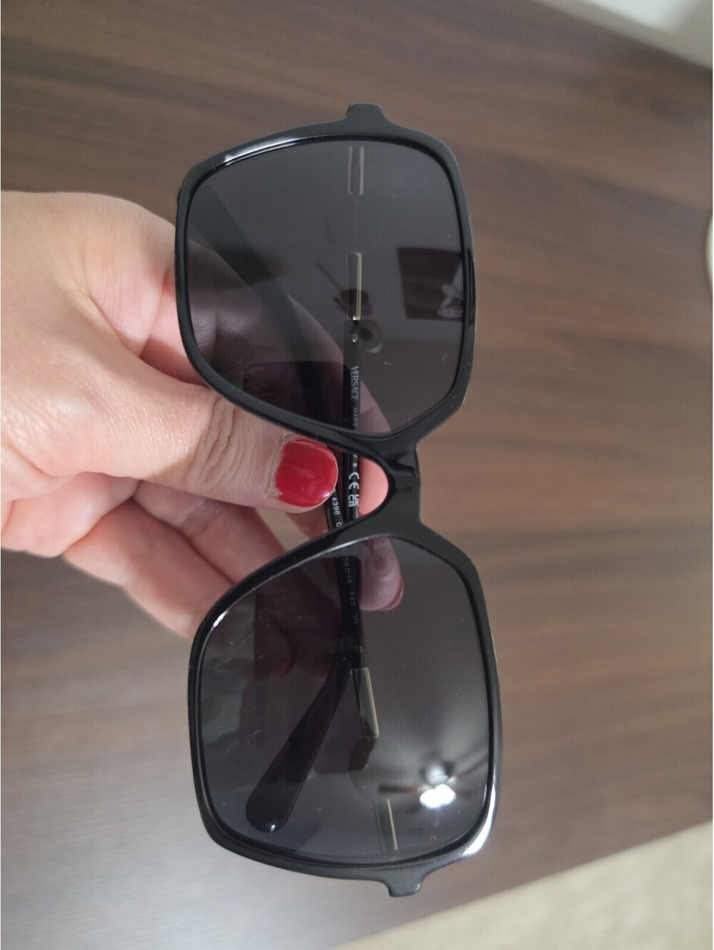 Versace VE4396 GB1/87 Sunglasses Women's Black/Dark Grey Lens Square Shape 58mm - Picture 9 of 9